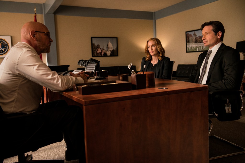 THE X-FILES are back: L-R: Mitch Pileggi, Gillian Anderson and David Duchovny in the "Founder's Mutation" that aired Monday, Jan. 25 on FOX. ©2016 Fox Broadcasting Co. Cr: Ed Araquel/FOX